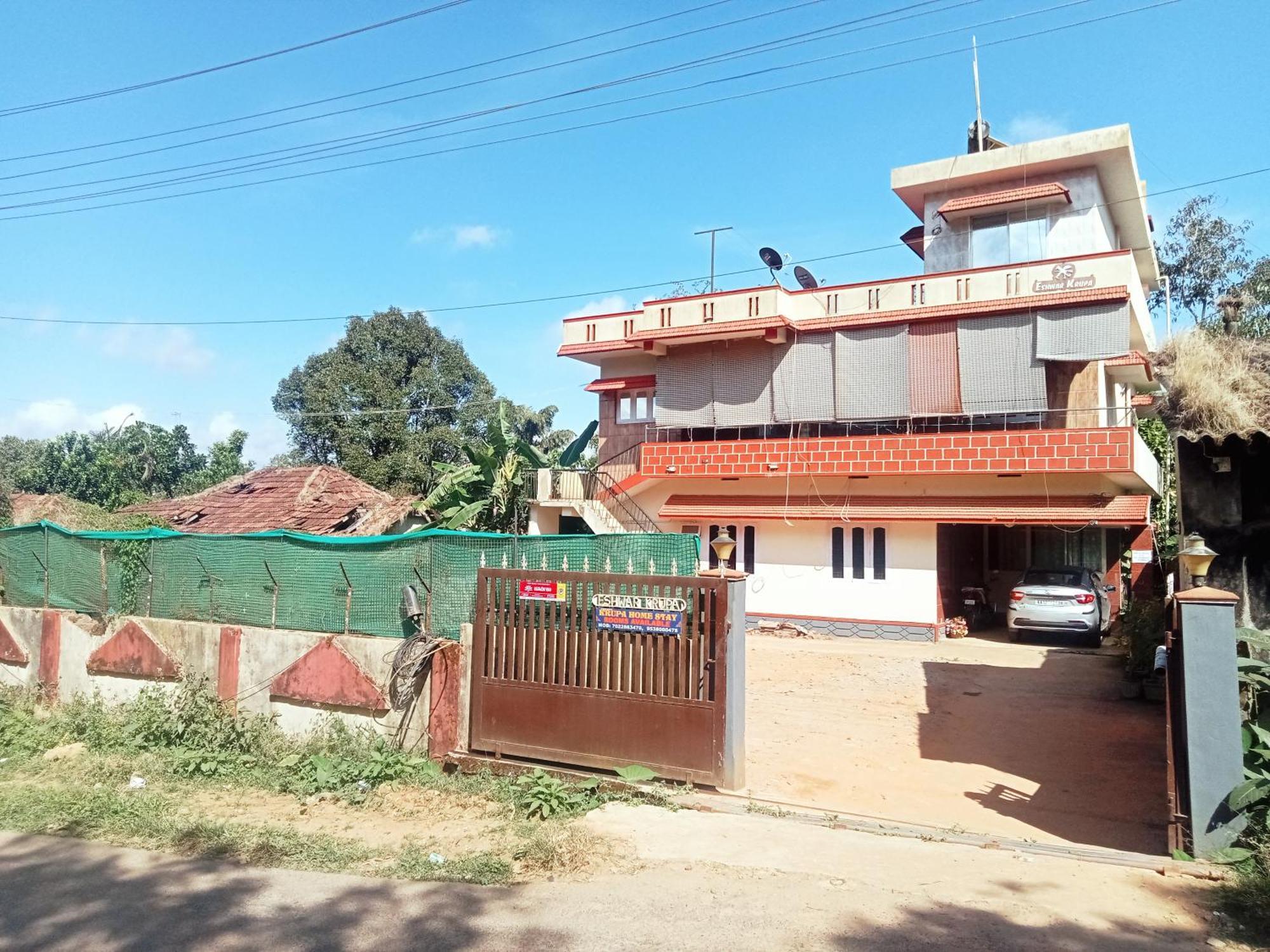 Eshwarkrupa Homestay Madikeri Eksteriør bilde
